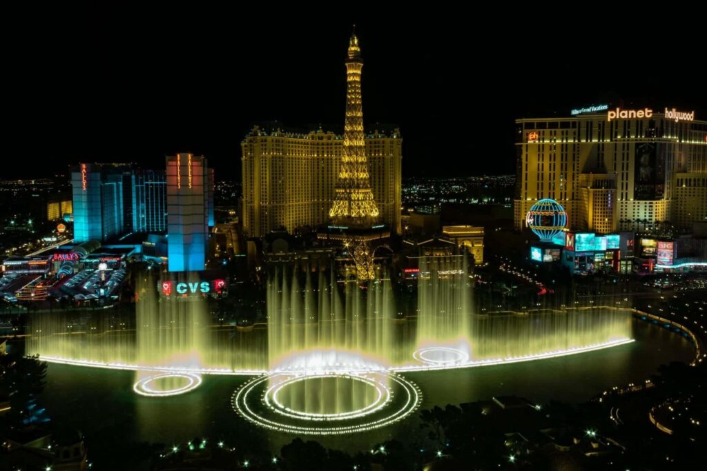 Where do locals go out in Las Vegas